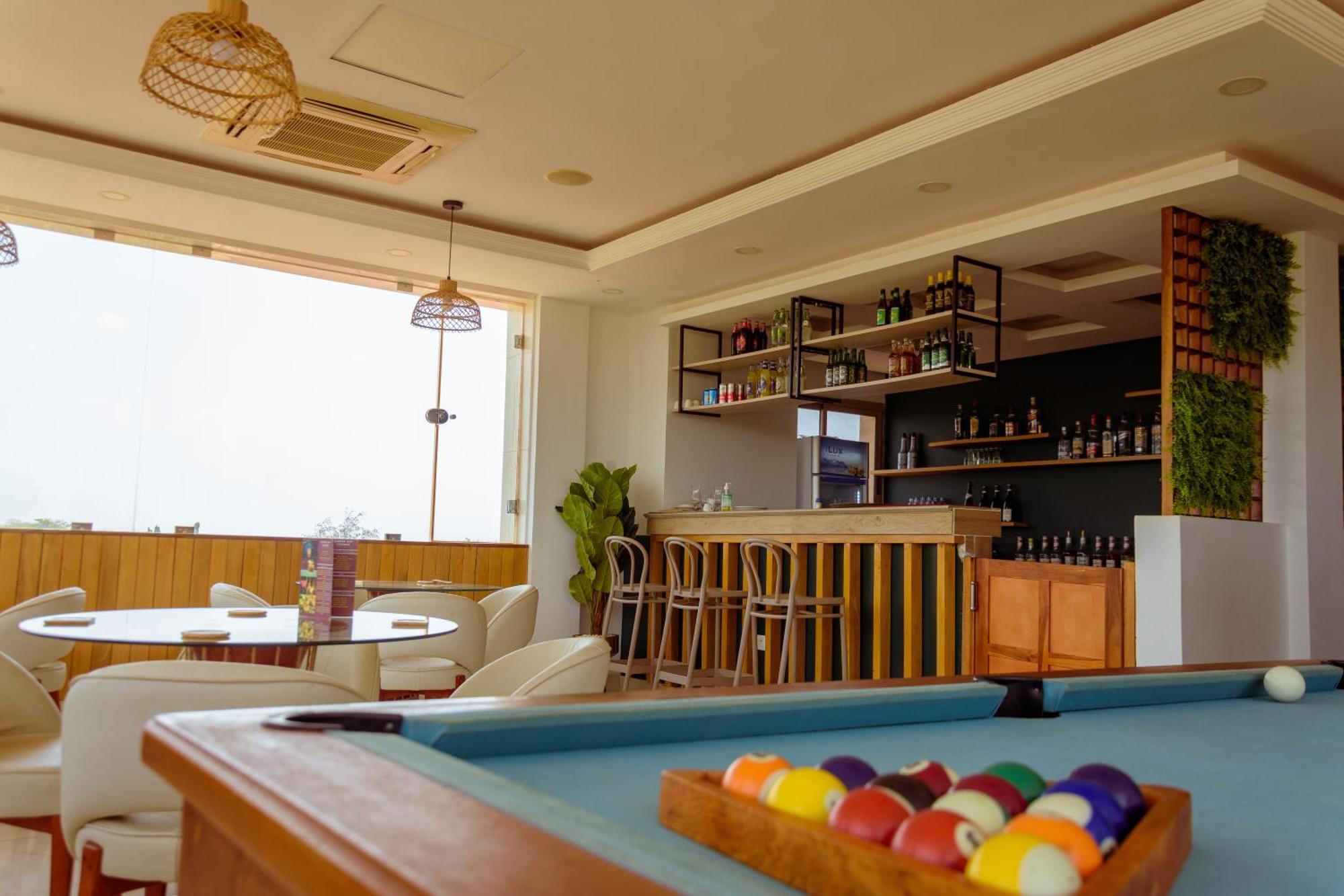 Hotel La Rose Blanche Korhogo Εξωτερικό φωτογραφία