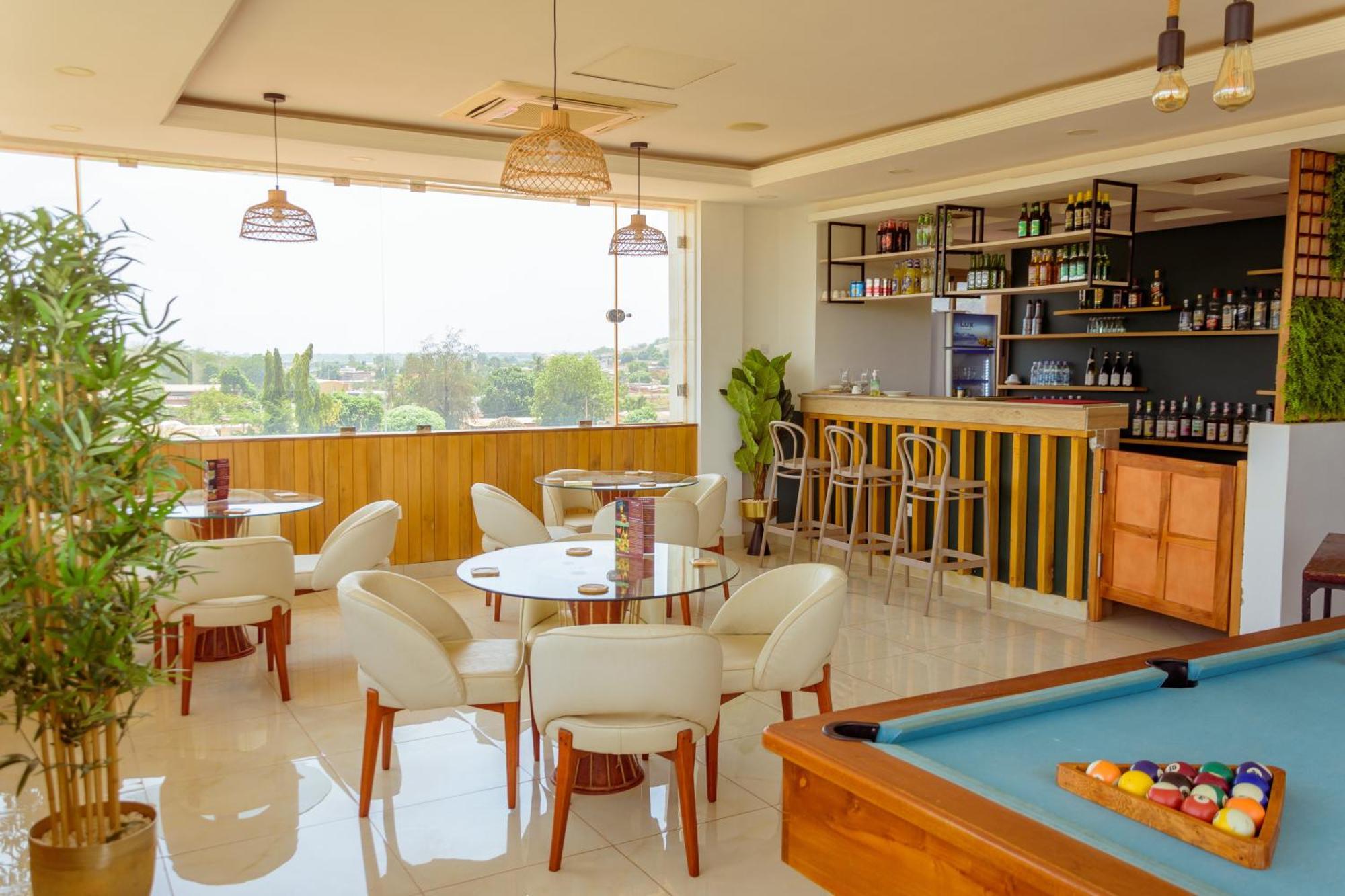 Hotel La Rose Blanche Korhogo Εξωτερικό φωτογραφία