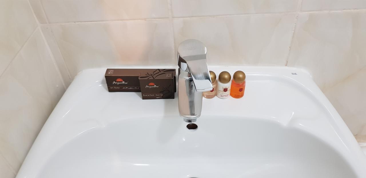 Hotel La Rose Blanche Korhogo Εξωτερικό φωτογραφία