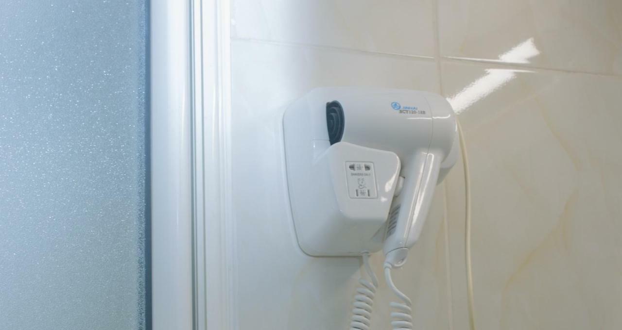 Hotel La Rose Blanche Korhogo Εξωτερικό φωτογραφία