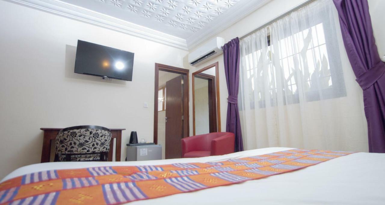 Hotel La Rose Blanche Korhogo Εξωτερικό φωτογραφία