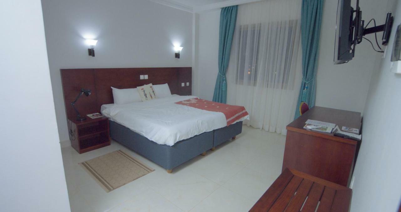 Hotel La Rose Blanche Korhogo Εξωτερικό φωτογραφία